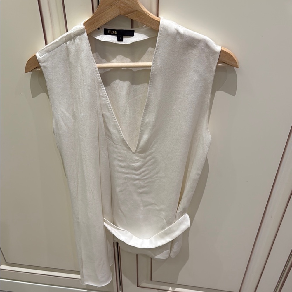 Maje Women's Cream Sleeveless Top